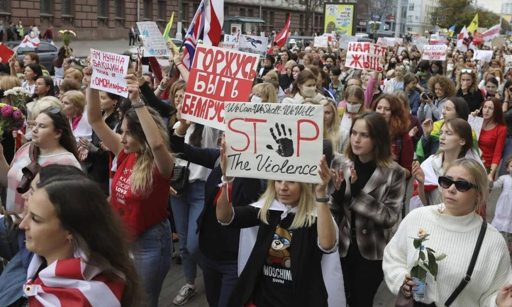 Λευκορωσία: Εκατοντάδες συλλήψεις στις διαμαρτυρίες σε όλη τη χώρα